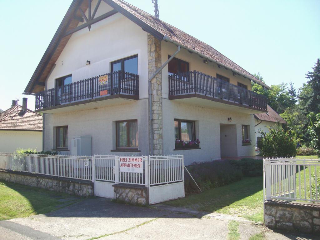 Apartament Gyongyvirag Vendeghaz Balatonboglár Zewnętrze zdjęcie