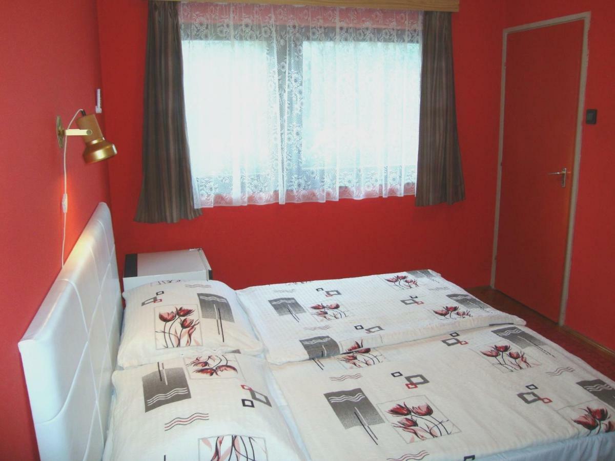 Apartament Gyongyvirag Vendeghaz Balatonboglár Zewnętrze zdjęcie